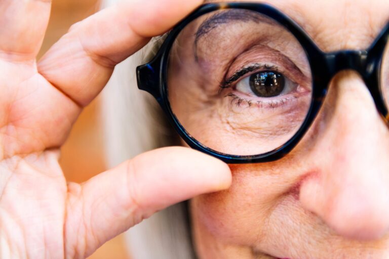 Common Eye Conditions as We Age: What to Watch For 